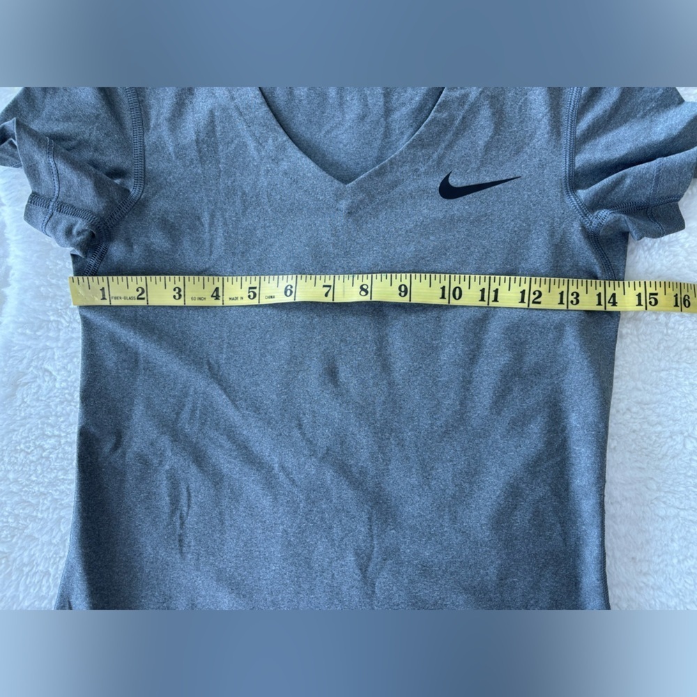 Nike Women's Nike Training Short Sleeve Top size S - Picture 6 of 10